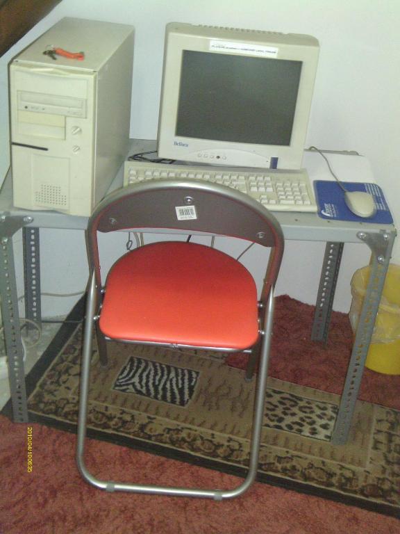 Ifi Hostel Pécs Rum bild